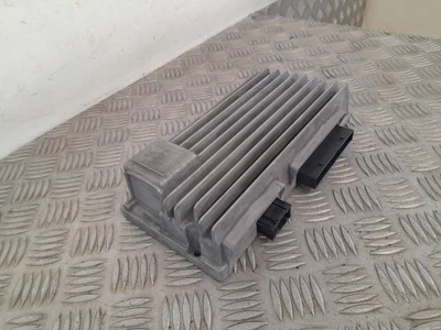 Unidad amplificador AUDI A4 MK4 B8 2008-2015 8T1035223 Foto 1 de 4