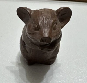 Tiny Baby Mouse RED MILL MFG Pecan Resin Figurine Home Decor - Picture 1 of 4
