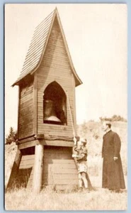 1950 STOWE VERMONT TRAPP FAMIGLIA CAMPO MUSICALE LA VECCHIA CAMPANA VERA FOTO CARTOLINA - Foto 1 di 2