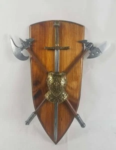 King Arthur Coat of Arms Wall Display - Picture 1 of 4