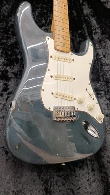 FENDER ST-40 б/у 1990 липы тела кленовый гриф кленовый гриф серый - Изображение 1 из 4