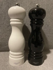 Bisetti Italy Sorrento Salt & Pepper Mill Grinder Shakers Set Of Two - Picture 1 of 8