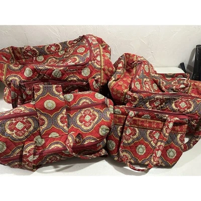 Juego de bolsa de lona acolchada floral roja - 1 grande, 1 mediana, 1 pequeña, 1 lonchera Foto 1 de 4