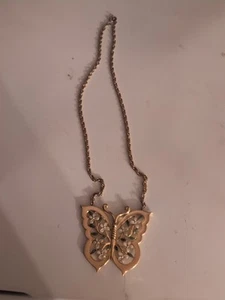 Vintage Schmetterling Anhänger Halskette goldfarben großer Ausschnitt Schmetterling 18" - Bild 1 von 2