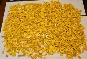 Bulk lot of 7 LBS YELLOW LEGO Bricks Blocks Only & Free USPS Priority Shipping - Picture 1 of 7