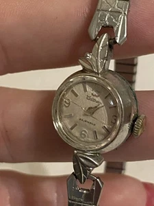 Vintage Ladies Waltham Watch - Picture 1 of 4