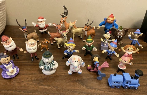 Lot Of 24 Rudolph The Red Nosed Reindeer Figures From Island Of Misfit Toys Cover