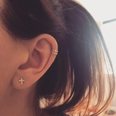 9ct gold ear cuff cut through - Image 1 of 4