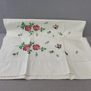 2er Set bestickte Blume Schmetterling Kissenbezüge Vintage - Bild 1 von 5