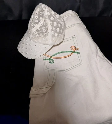 Gorra de béisbol Bklyn XpressMusic 70 talla 34 blanca larga y tachuelas con flores Foto 1 de 4