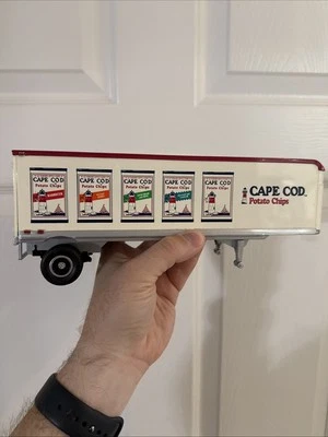 FIRST GEAR Model Diecast Truck CAPE COD Potato Chips 60 B-61 MACK T. T. 19-1279 - Image 1 of 4