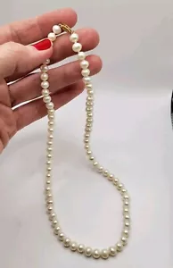 Collar de Perlas Genuinas Cierre de Oro 10K 18" Largo Blanco Cremoso Anudado a Mano Estate - Imagen 1 de 6