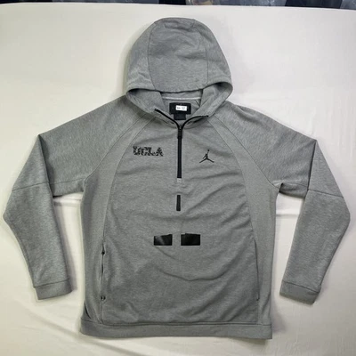 Chaqueta Air Jordan UCLA Bruins Para Hombre Grande Gris Equipo de Fútbol Emitido Logan Loya Foto 1 de 4