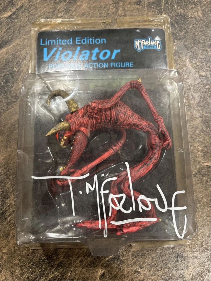 Violador McFarlane Toys Spawn edição limitada 1995 assinado por Todd McFarlane - Imagem 1 de 4