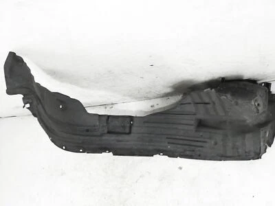 Forro interior del guardabarros del conductor delantero Lexus Is300 2003-2005 - varias grietas Foto 1 de 4