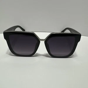 Jessica Simpson Sunglasses Oversized Square  Black  Frames J6214 Ox Cat.3 - Picture 1 of 9