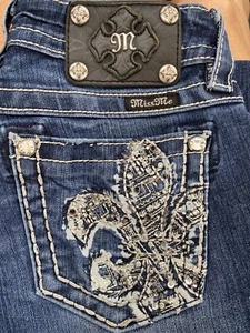 MISS ME ~ Women’s Bootcut Jeans Size 26 ~ Embroidered Embellished Pockets - Picture 1 of 12