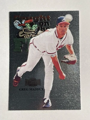 1999 Metal Universe #243 Greg Maddux - Image 1 of 2