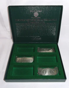 3 Kirk Stieff Zinn Schnaps Dekanter Etiketten ~ Wodka Sherry Gin Etiketten ~ Orig Box - Bild 1 von 9