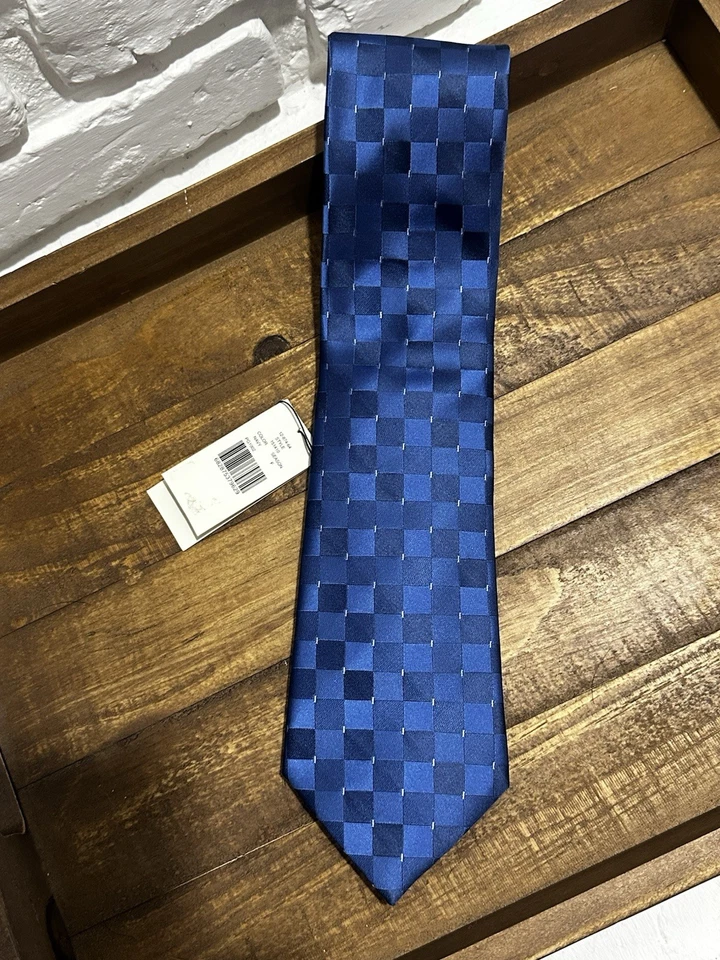 Новый с Ярлыками Metropolitan на Lord & Taylor вручную сшитый галстук 100% шелк геометрический узор синий - Изображение 1 из 4