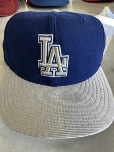 VTG Authentic New Era 59Fifty Los Angeles Dodgers Blue Silver Fitted Hat 7 1/8 - Picture 1 of 3