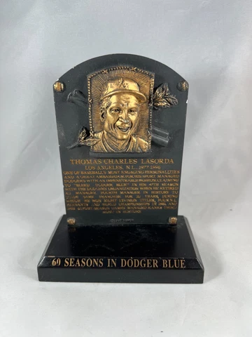 Tommy Lasorda 60 Seasons in Dodger Blue 1949-2009 Hall of Fame Plaque /60000 Cover