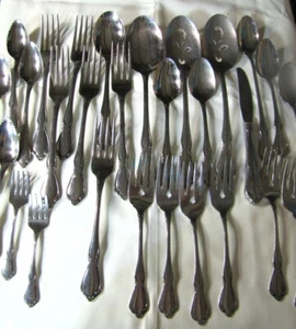 40 pcs Oneida CHATEAU Stainless Steel Flatware - Photo 1/7