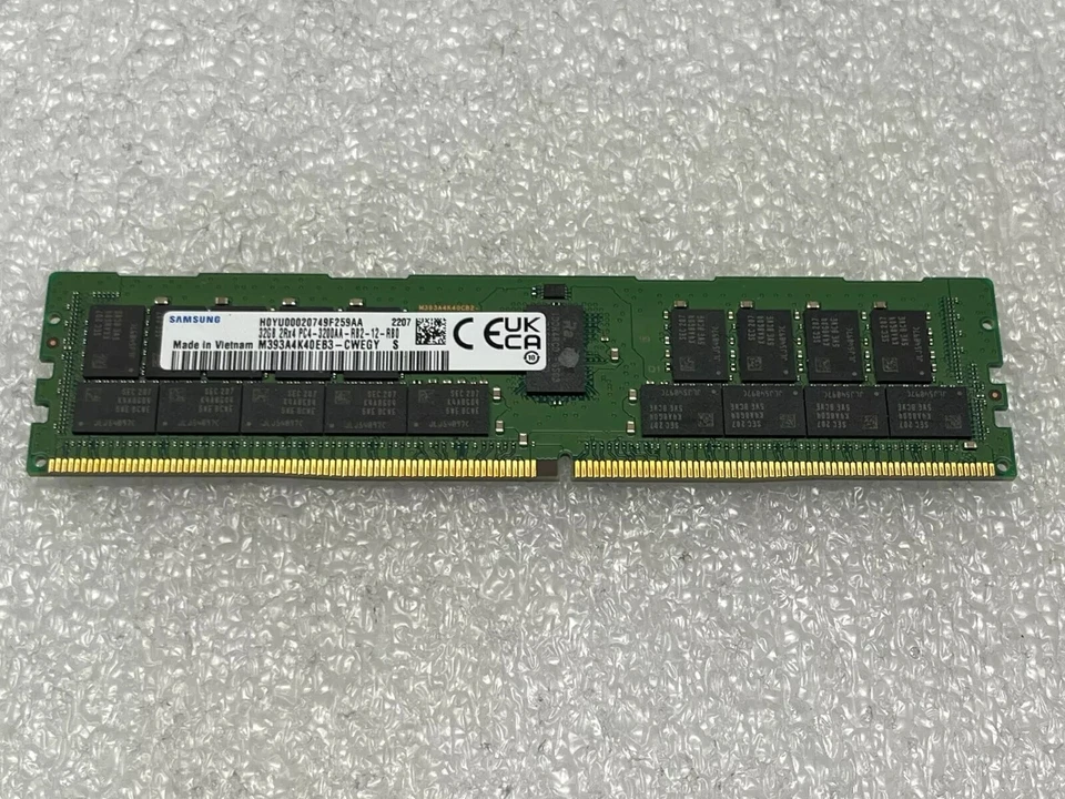 M393A4K40EB3-CWE SAMSUNG 32GB 2RX4 PC4-3200AA ECC RDIMM Server Memory - Image 1 of 1