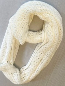 Crochet Spring Summer Infinity Scarf Loop Thread Open Knit Fishnet Light 14 x 30 - Picture 1 of 8