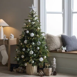 Habitat 5ft Pre lit Premium Natural Look Christmas Tree - Picture 1 of 7