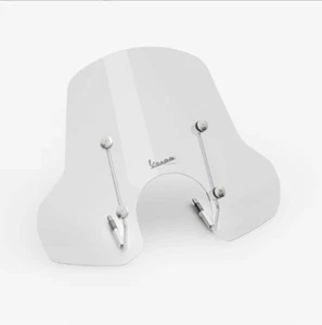 PARABREZZA MEDIO VESPA GTS 125-300 DAL 2022 ART. 1B010112  COMPLETO DI ATTACCHI - Imagen 1 de 1
