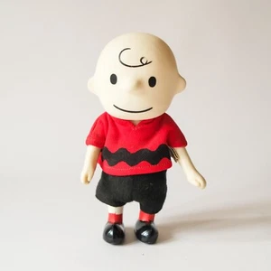 CHARLIE BROWN Muñeca de Bolsillo Figura de Juguete De Colección Años 60 Peanuts Gang - Ropa de Tela - Imagen 1 de 5