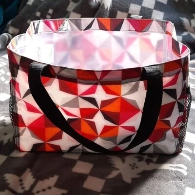 Bolso de Mano Thirty-One Estampado Geométrico 12 Pulgadas 2 Bolsillos Laterales de Malla Lona Foto 1 de 4