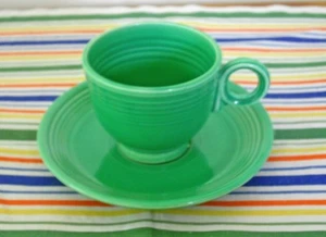 TAZA DE TÉ + PLATILLO TAZA DE TÉ VERDE FIESTA VINTAGE ~ ANILLOS ~ - Imagen 1 de 10