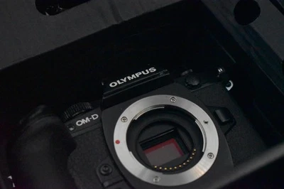 [US Duty Paid] Olympus OM-D E-M1 Digital Camera Black Body From JAPAN 8437 - image 1 of 4