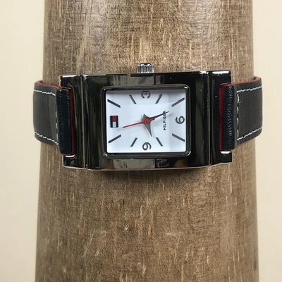 Tommy Hilfiger Mujer T00187.1 Vestido Giratorio Cuero Cuarzo 21mm Reloj 6 3/4" Foto 1 de 4