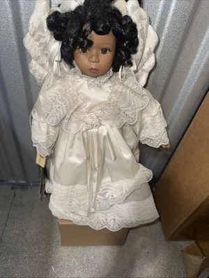 Muñeca Angela Seymour HOMBRE Foto 1 de 4