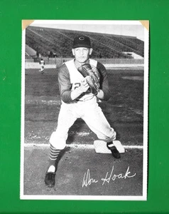 1957 SOHIO GAS - INDIANS - REDS - DON HOAK - VERY SHARP - 3.99 MAX SHIP - Picture 1 of 1