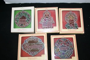 5 adornos clásicos de Tiffany con sello - finales de 1970 a principios de 1980 nunca abiertos - Imagen 1 de 6