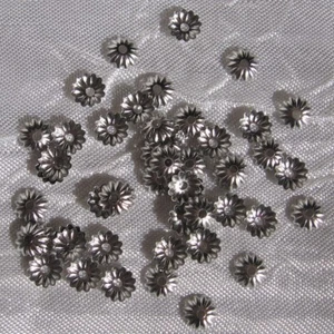 Lot de 200 coupelles en acier inoxydable 6mm intercalaires filigranes - IN12.200 - Picture 1 of 2