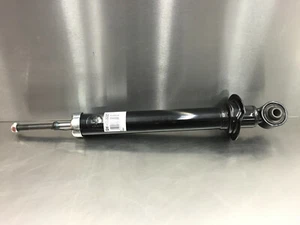 Ammortizzatore posteriore a gas L/R PER LEXUS IS II 2005-2013 GH-336322 - Foto 1 di 6