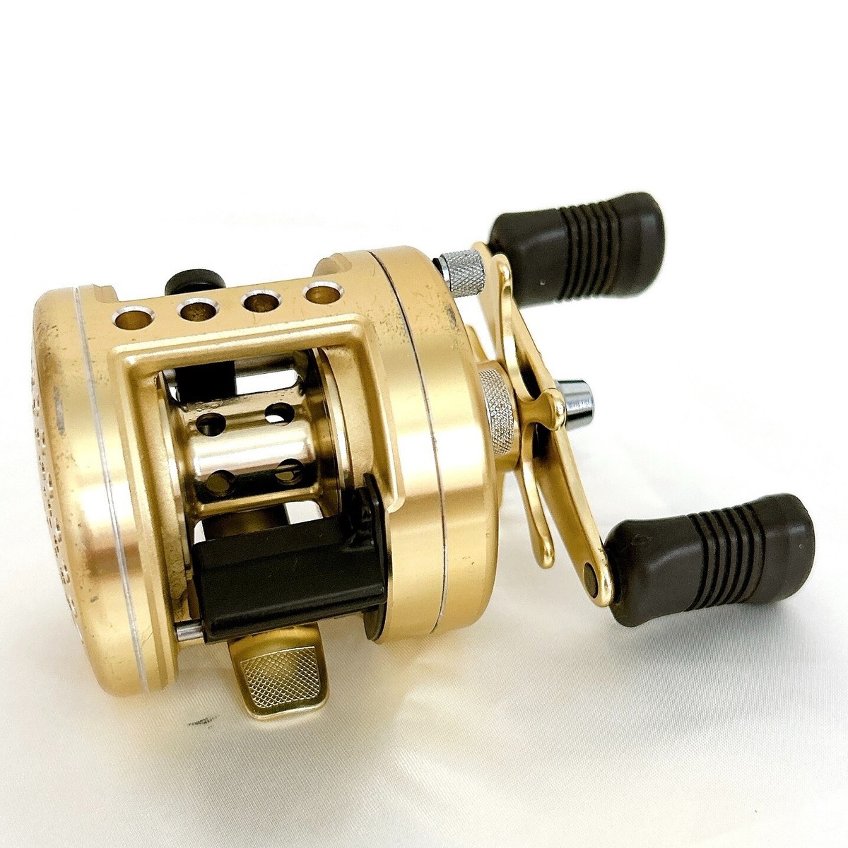 Shimano Calcutta 200 Baitcasting Fishing Reels for sale - eBay Shimano Calcutta 200 Baitcasting Fishing Reels for sale - eBay