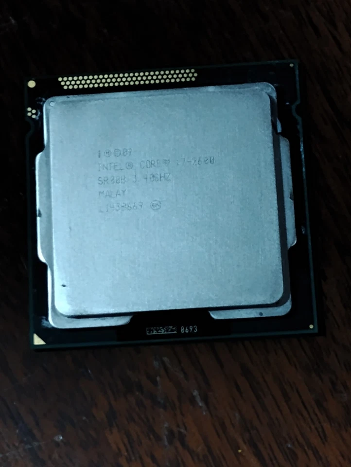 INTEL Core i7-2600 (8M Cache, up to 3.80GHz) Quad-Core LGA1155 CPU - SR00B - Image 1 of 1