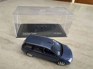 Ford Focus Turnier Jeans-Blau Metallic Minichamps 1:43 limited edition 1 of 1632 - Foto 1 di 14