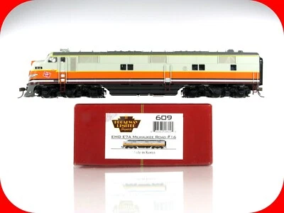 HO Scale *MILWAUKEE ROAD* E7A Locomotive #16-A - Broadway 609, DCC Paragon Sound - Image 1 of 4