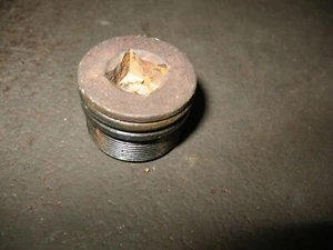 1980 DR400 FRONT FORK TOP INNER TUBE CAP SUZUKI DR PE SP RS TS 175 250 370 400 - Picture 1 of 3