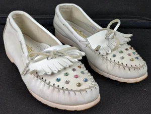 Minnetonka Moccasin Womens Sz 5 White Leather Keltie Loafers Pastel Rhinestones - Picture 1 of 17