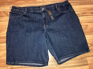 LEE Shorts Women’s Plus Size 24W Relaxed Fit Mid-High Rise BERMUDA - Picture 1 of 4