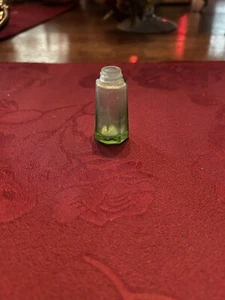 Green Depression Glass 2 In Salt Shaker No Lid! - Picture 1 of 2