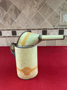 SHELL VINTAGE OIL POURER JUG 1 Quart OIL CAN X-100 MOTOR OIL - Picture 1 of 12